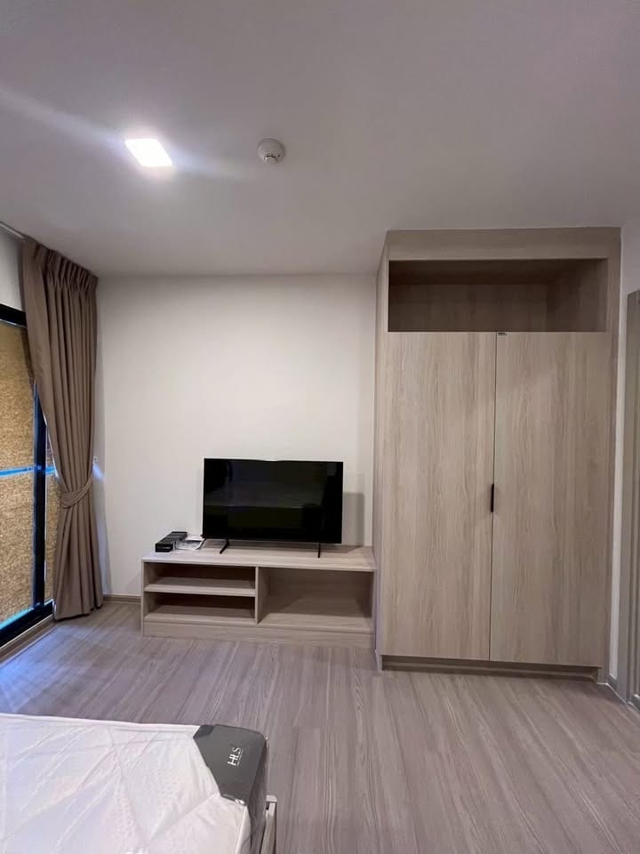 Studio Apartment — Dcondo Reef, Kathu 8