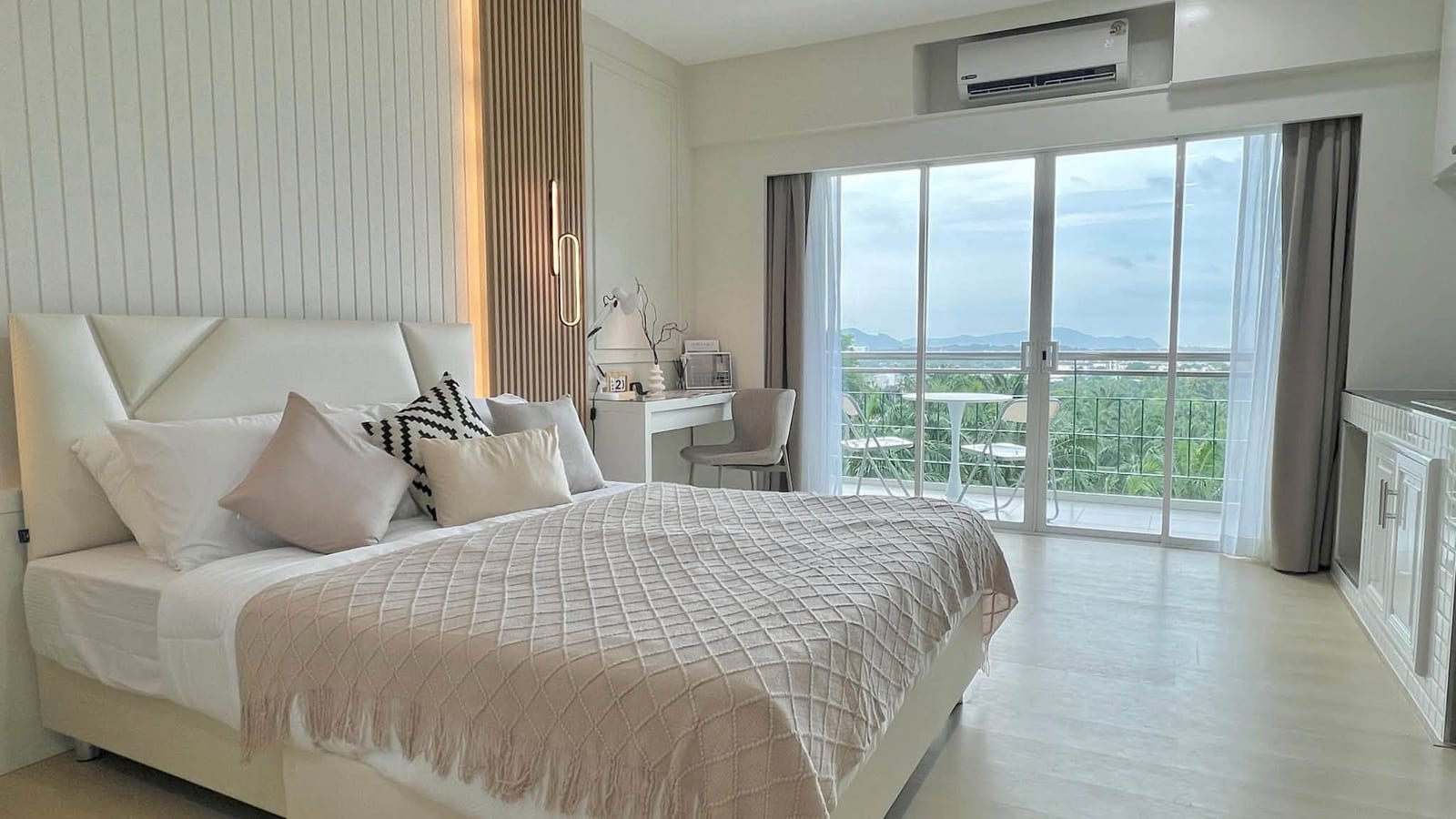 1-Bedroom Condominium for Sale in Kathu, Phuket — photo 3 of 10