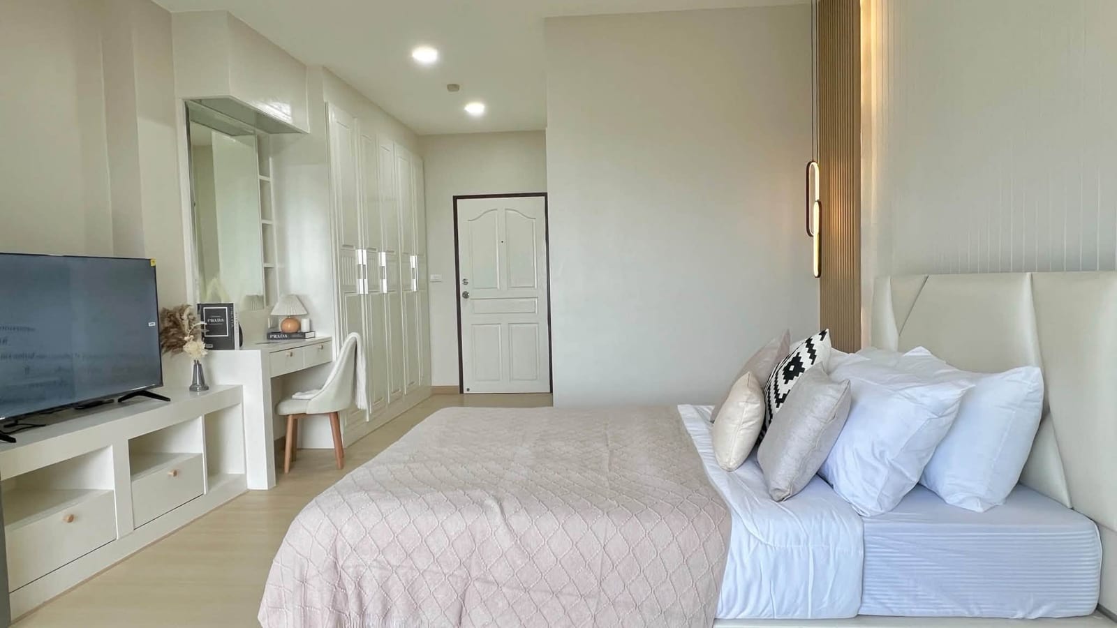 1-Bedroom Condominium for Sale in Kathu, Phuket — photo 8 of 10