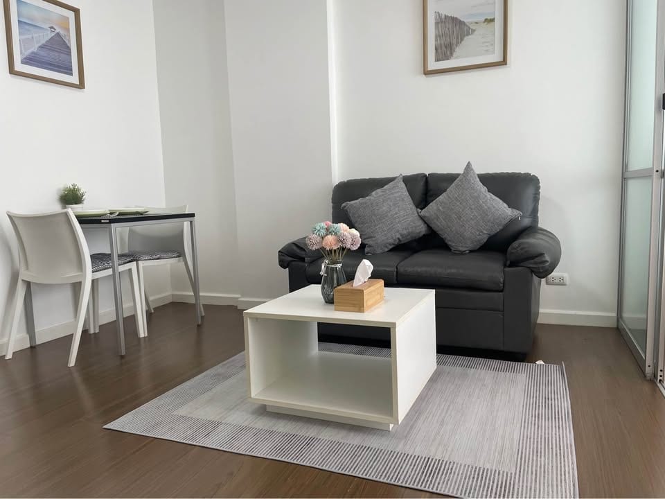 Tenanted 1-Bedroom Apartment with Pool View — D Condo Creek, Kathu 5