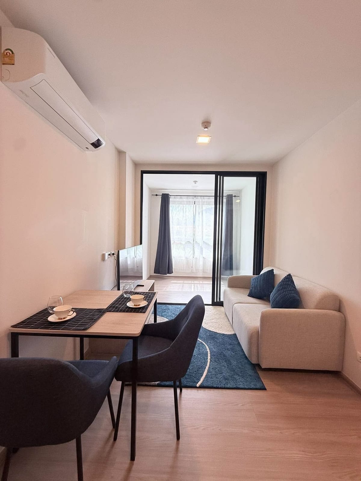 1-Bedroom Apartment with Flex Room — dcondo Reef, Kathu 4