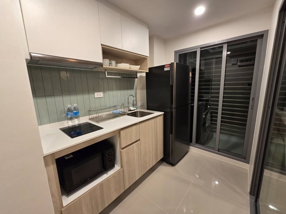 1-Bedroom Apartment with Pool and Hill View — Phyll, Kathu 10