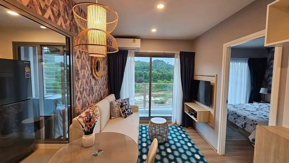 1-Bedroom Apartment with Pool and Hill View — Phyll, Kathu 14