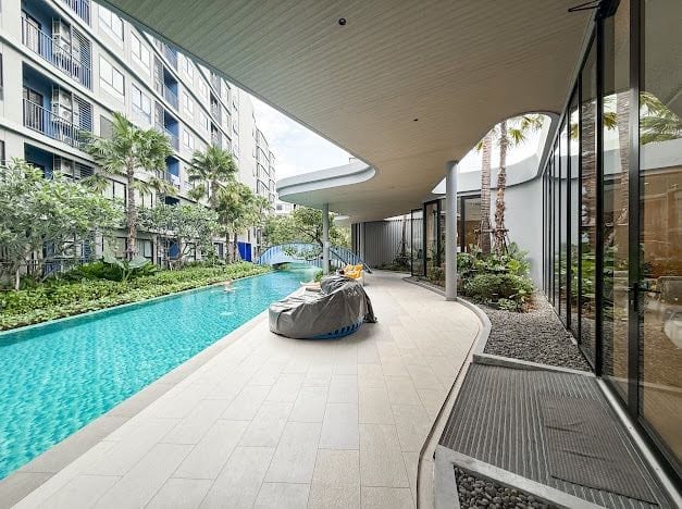 2-Bedroom Apartment with Pool View from Every Room — D Condo Reef, Kathu 6