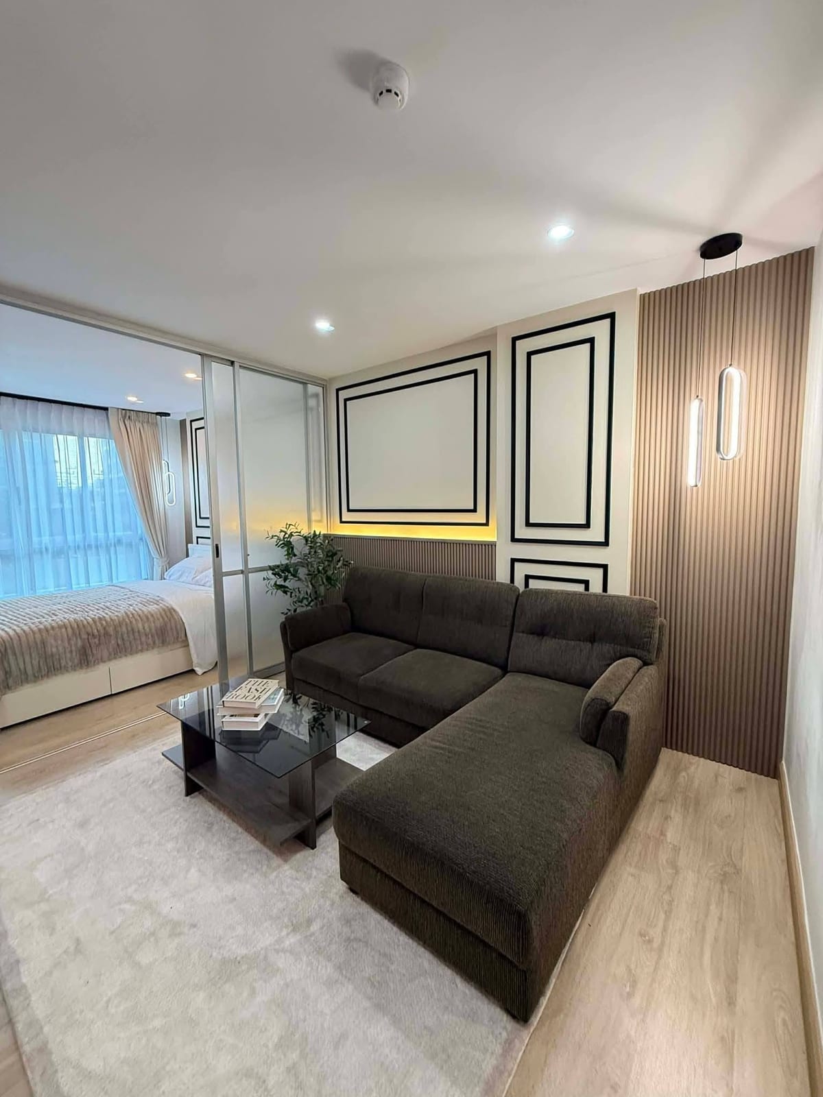 1-Bedroom Condominium for Rent in Kathu, Phuket — interior view