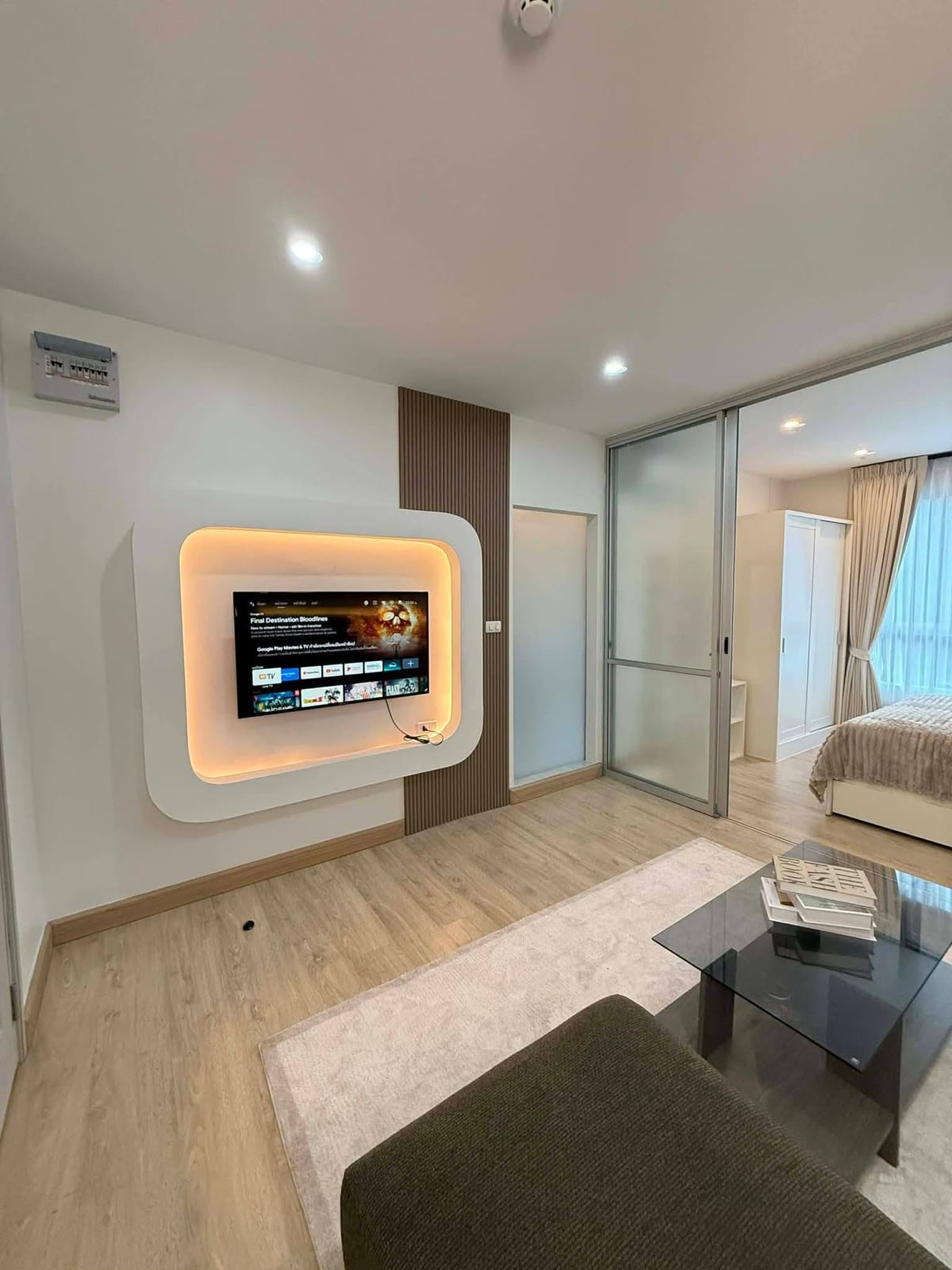 1-Bedroom Condominium for Rent in Kathu, Phuket — interior view