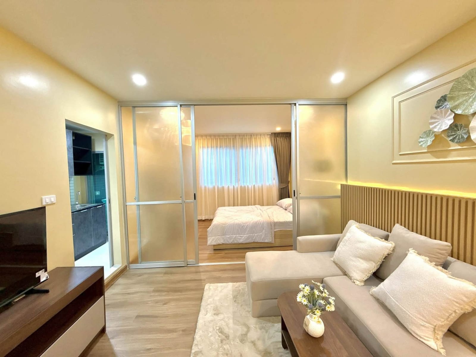 1-Bedroom Condominium for Sale in Kathu, Phuket — interior view