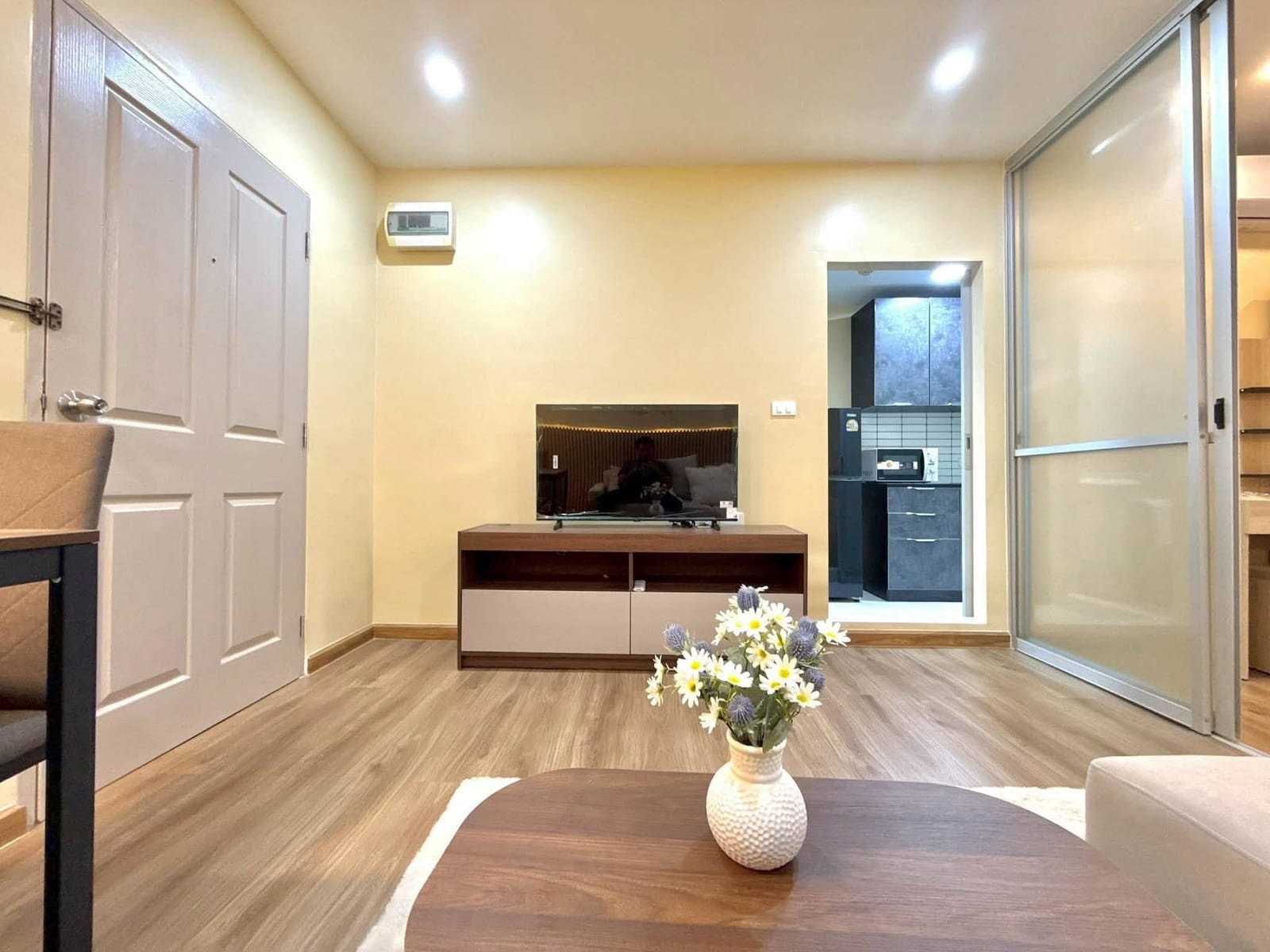 1-Bedroom Condominium for Sale in Kathu, Phuket — interior view