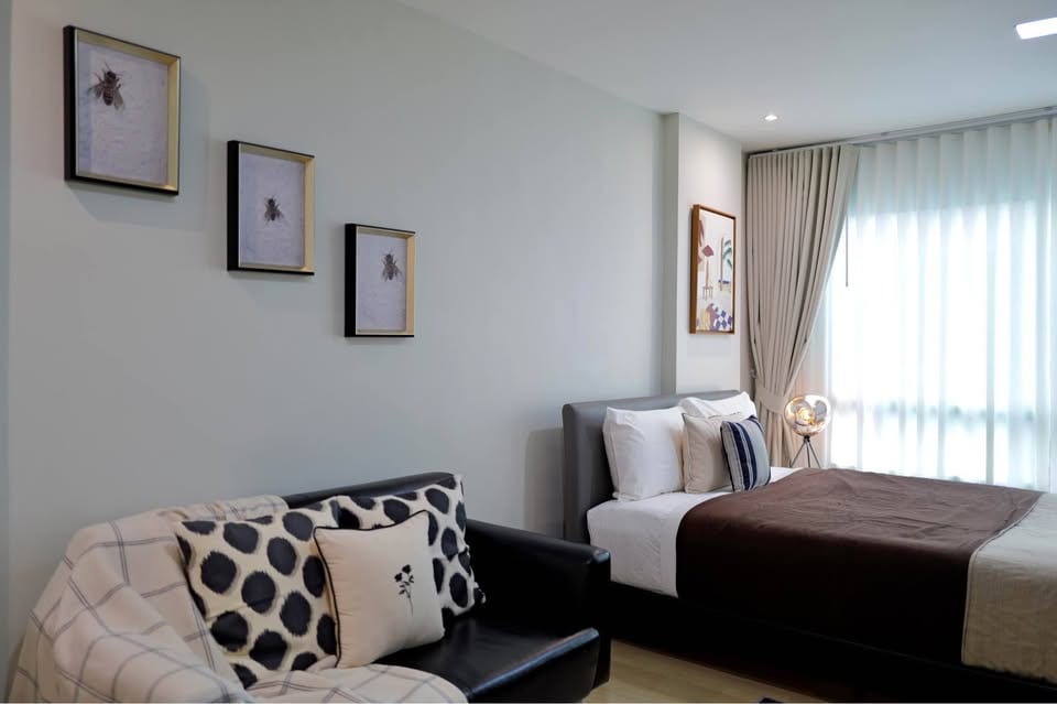 1-Bedroom Condominium for Sale in Kathu, Phuket — interior view