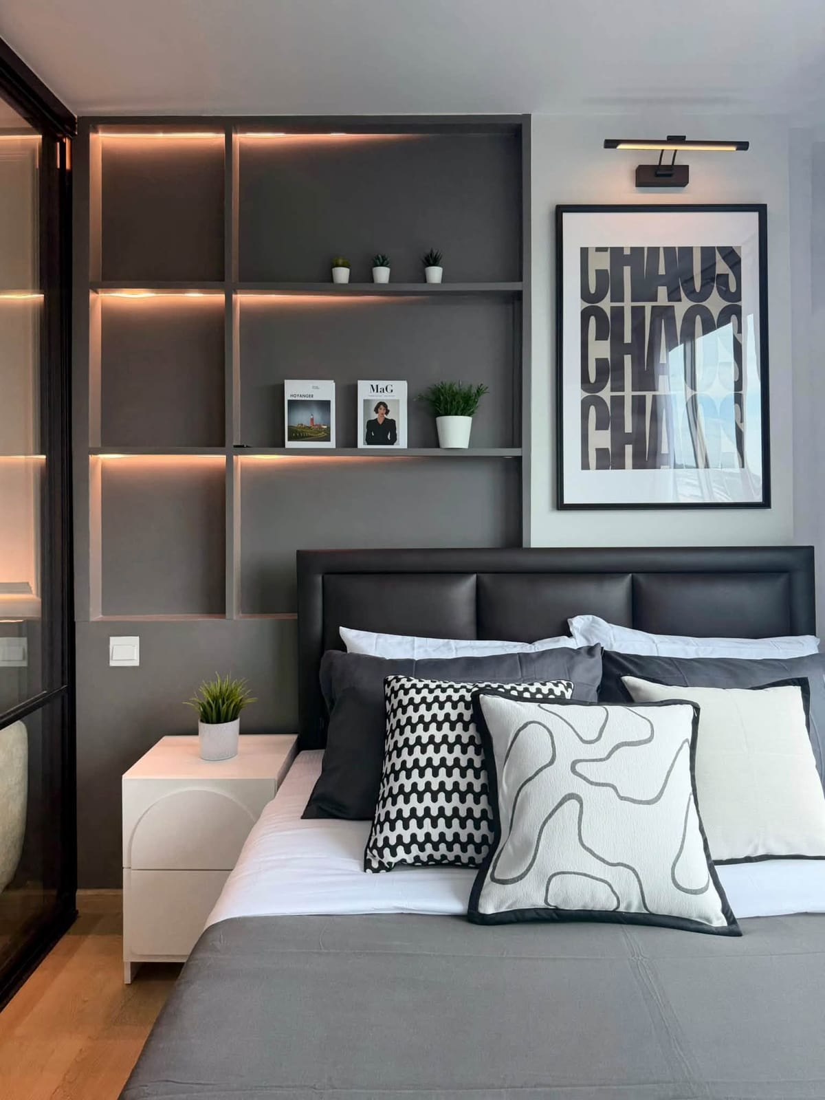 1-Bedroom Condo for Sale in Kathu, Phuket — interior view