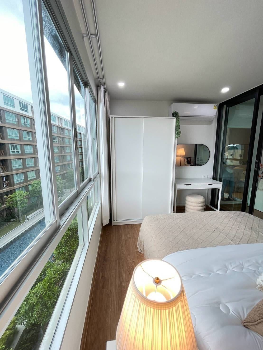 1-Bedroom Condominium for Sale in Kathu, Phuket — interior view