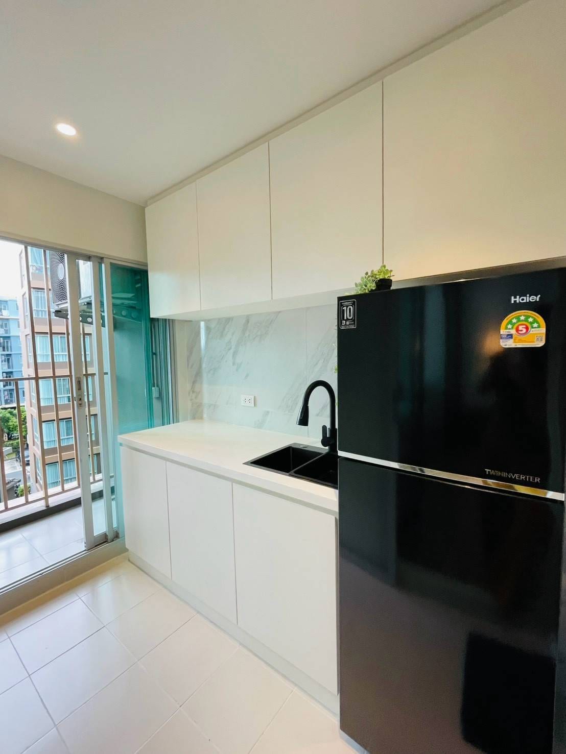 1-Bedroom Condominium for Sale in Kathu, Phuket — interior view