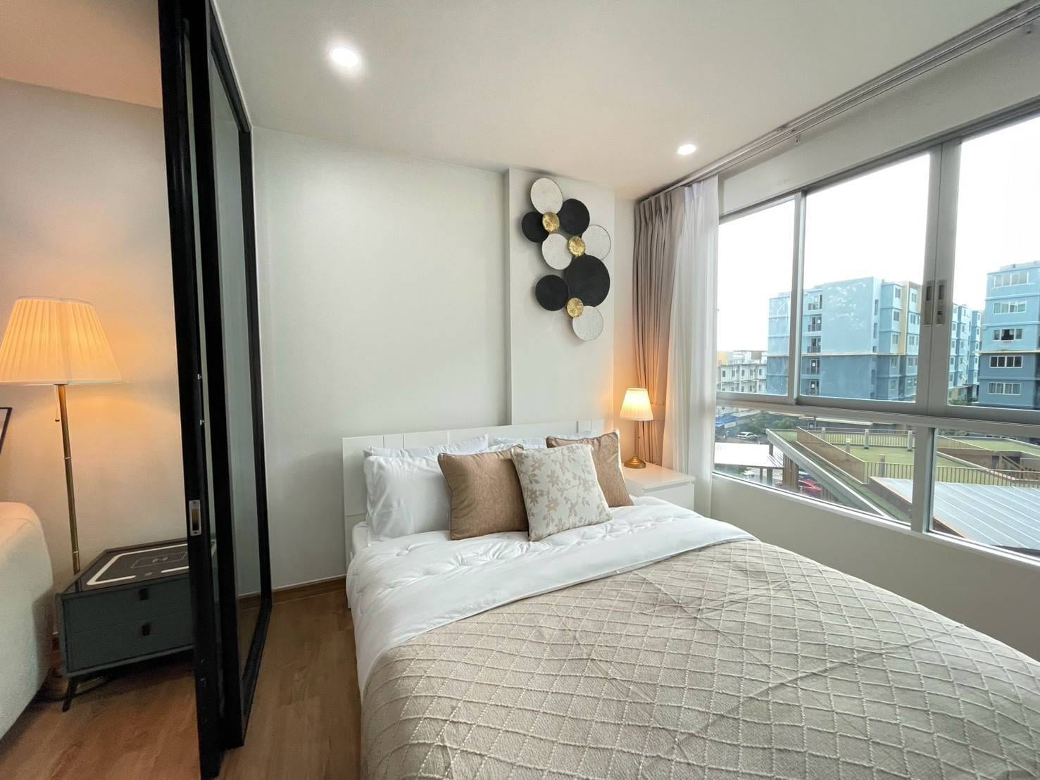 1-Bedroom Condominium for Sale in Kathu, Phuket — interior view