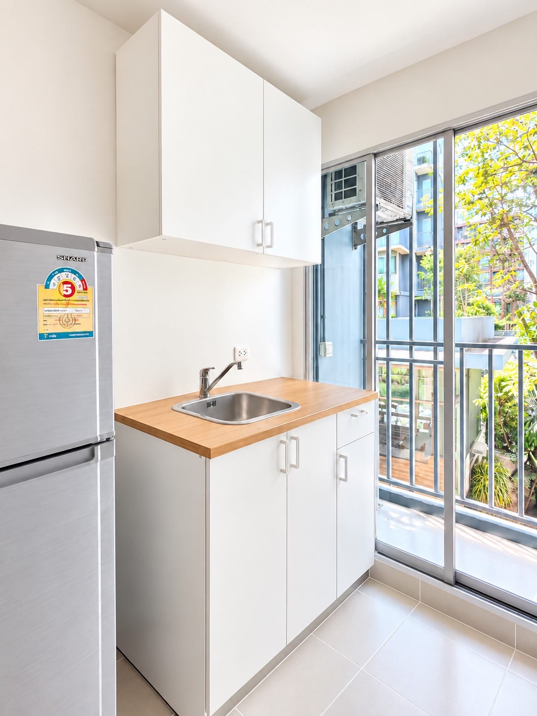 1-Bedroom Condominium for Sale in Kathu, Phuket — interior view