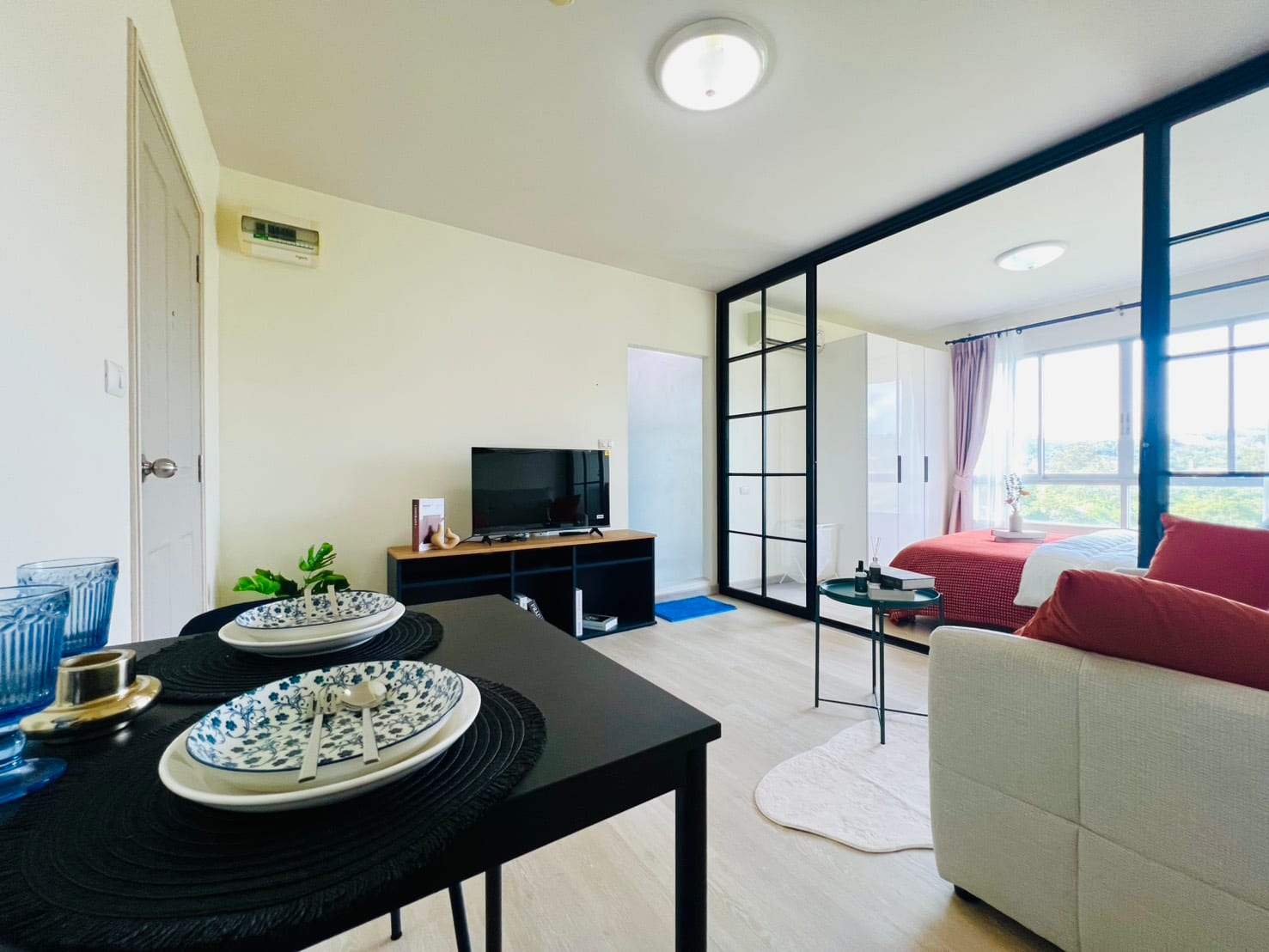 1-Bedroom Condominium for Sale in Kathu, Phuket — interior view