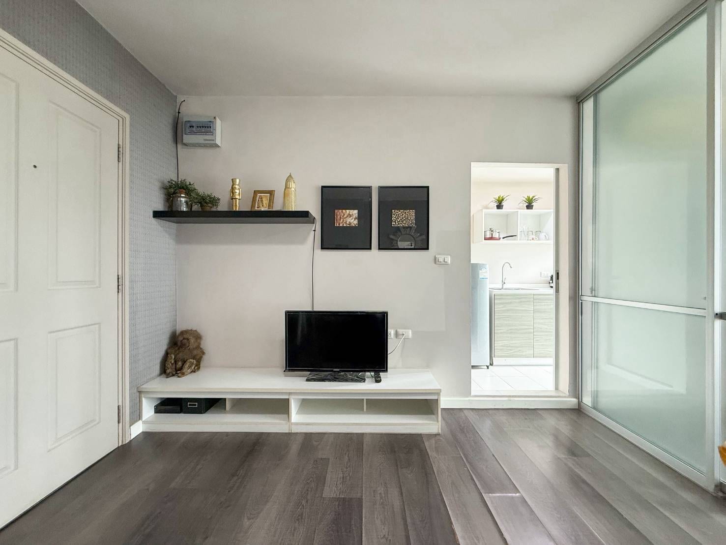 1-Bedroom Condominium for Sale in Kathu, Phuket — interior view