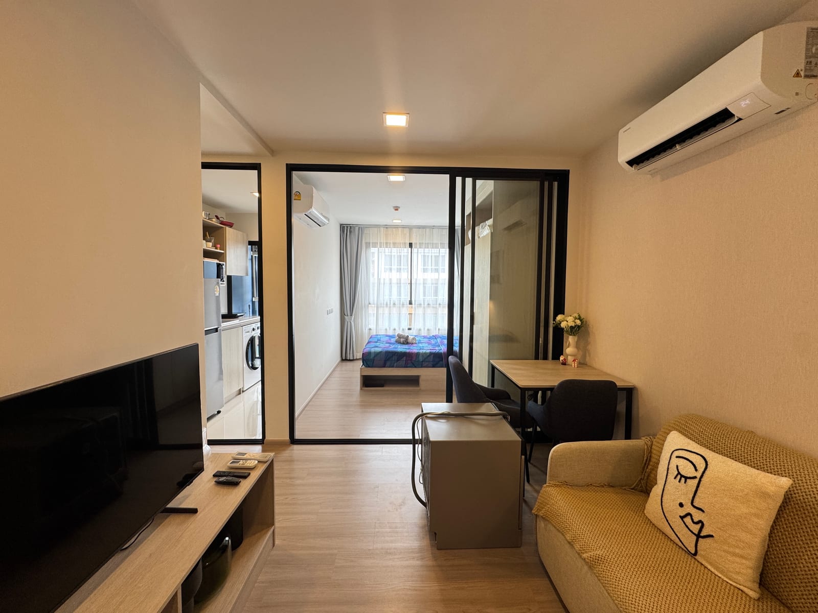 1-Bedroom Condo for Rent in Kathu, Phuket — interior view