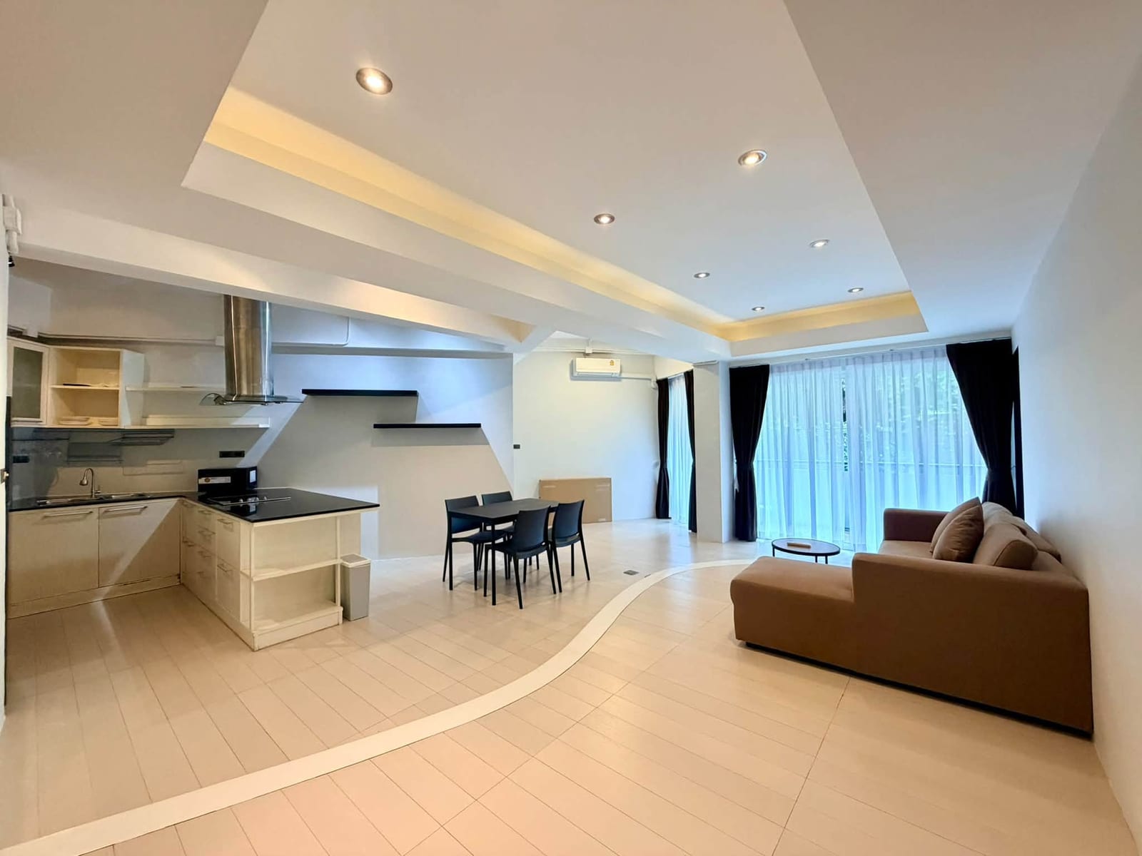 1-Bedroom Condominium for Rent in Kathu, Phuket — interior view