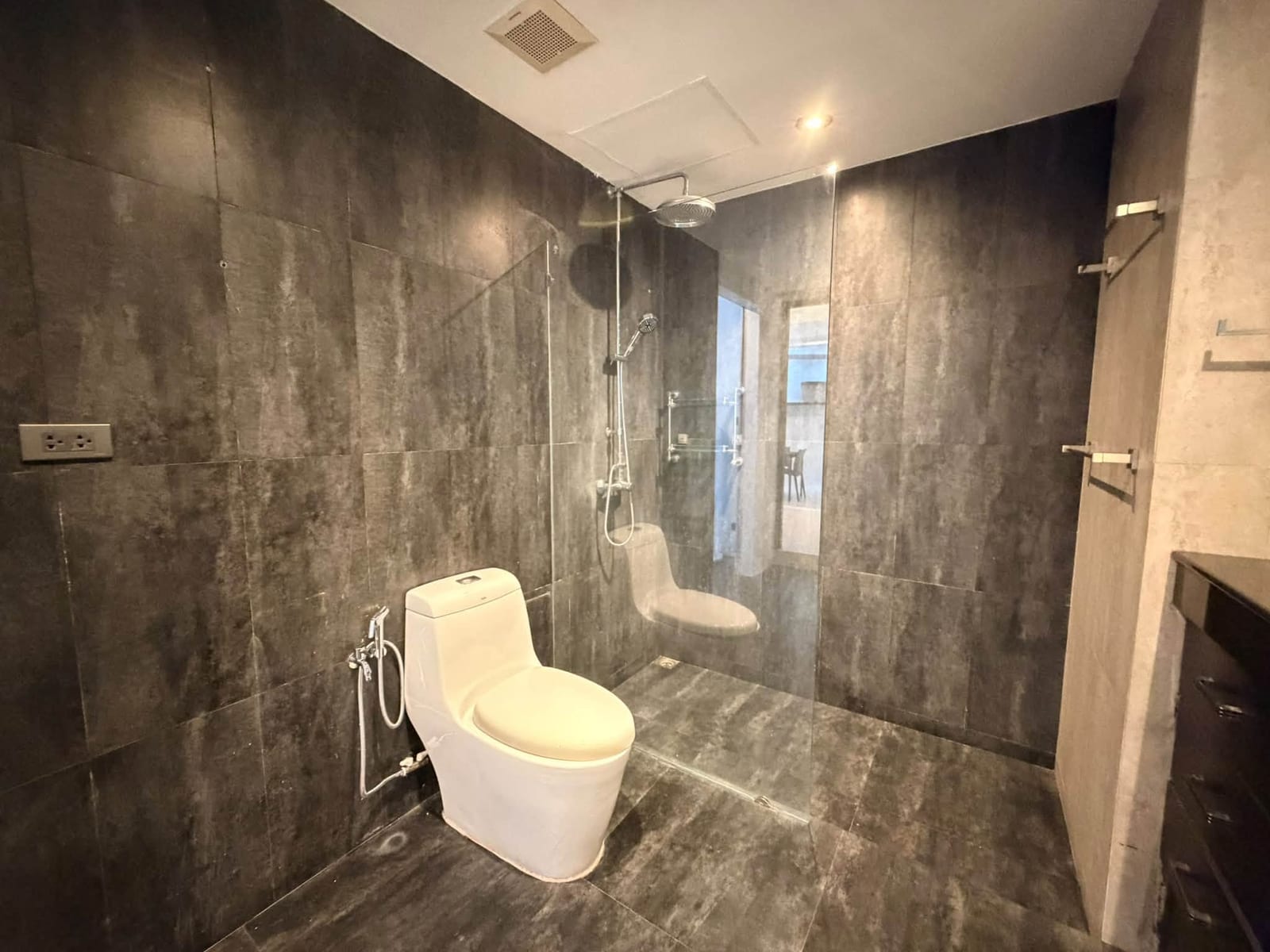 1-Bedroom Condominium for Rent in Kathu, Phuket — interior view