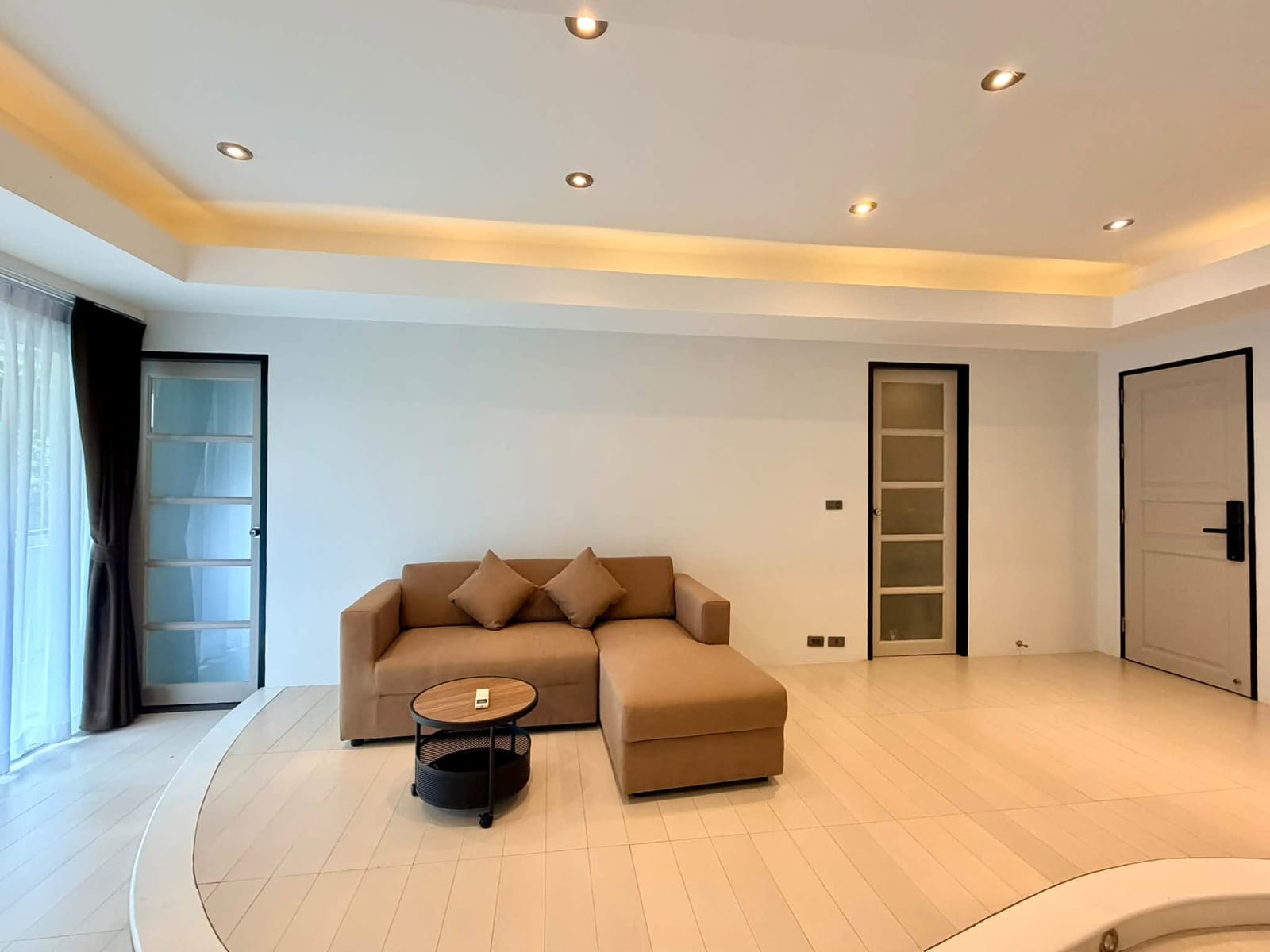 1-Bedroom Condominium for Rent in Kathu, Phuket — interior view
