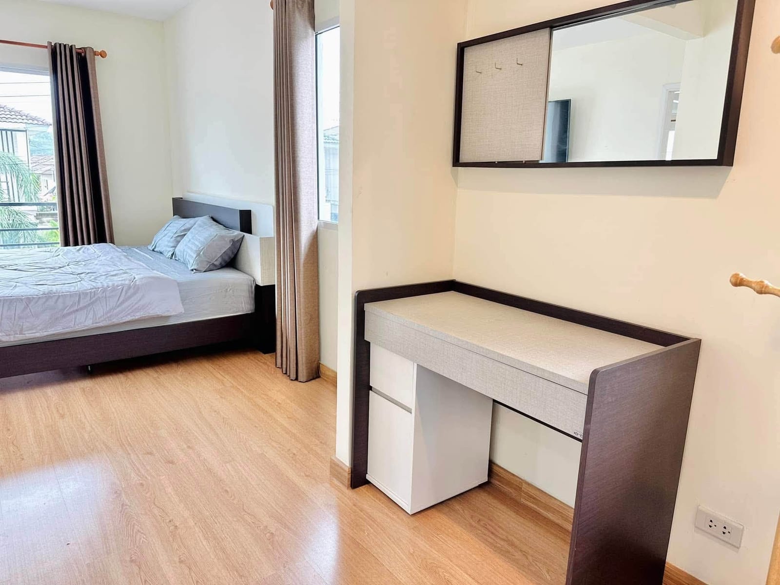 Four-Bedroom Family House — The Plant, Kathu 13