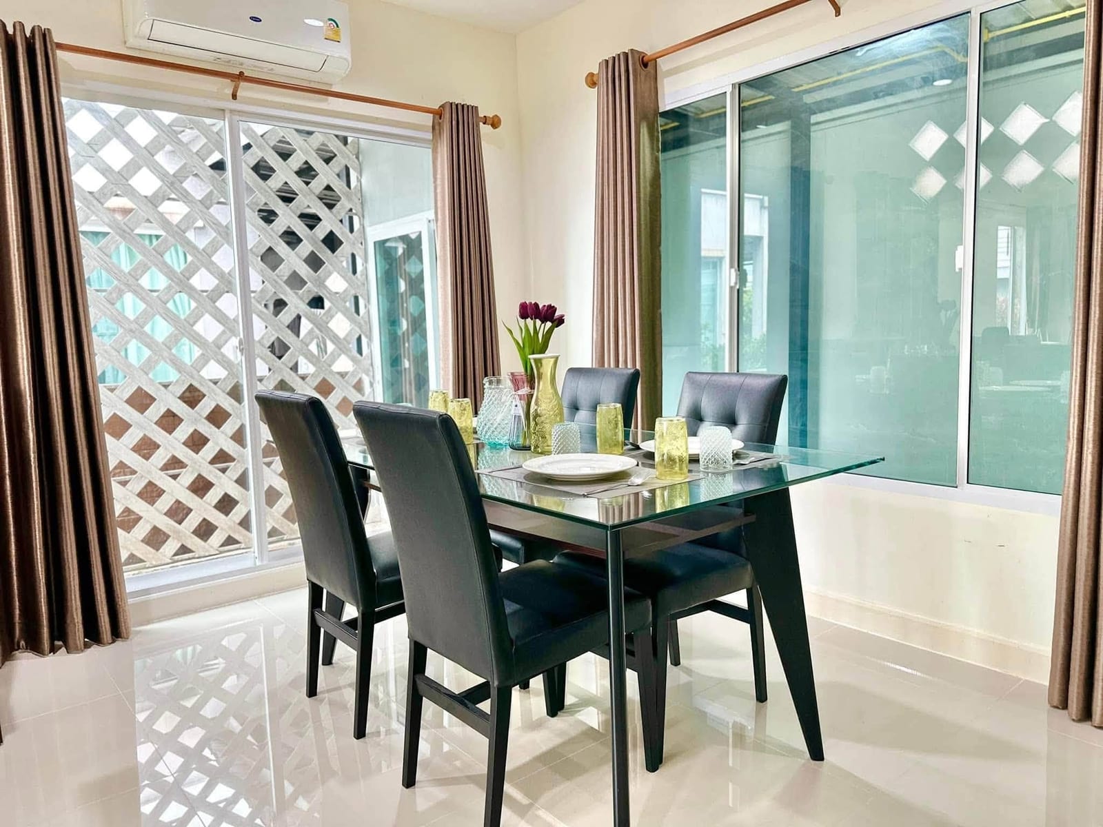 Four-Bedroom Family House — The Plant, Kathu 8