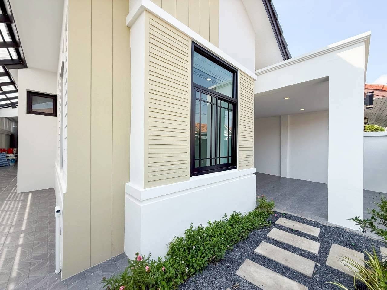 Renovated Three-Bedroom Semi-Detached House — Phuket Villa, Kathu