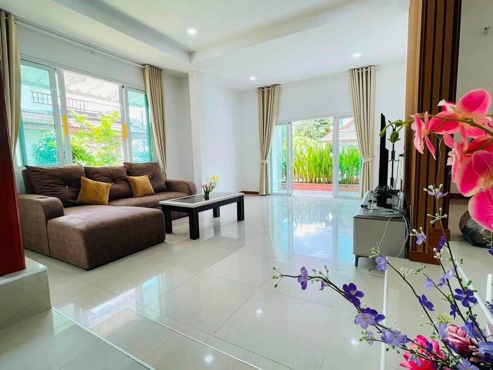 Four-Bedroom House — Panason Park Ville, Kathu 8