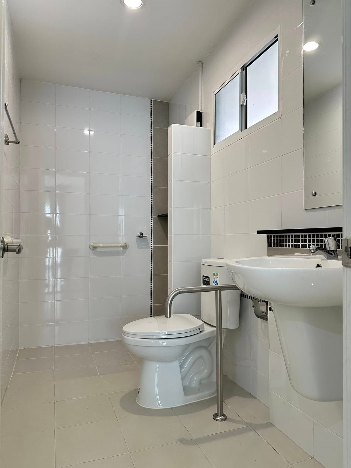 Modern 3-Bedroom House for Rent in Kathu 8