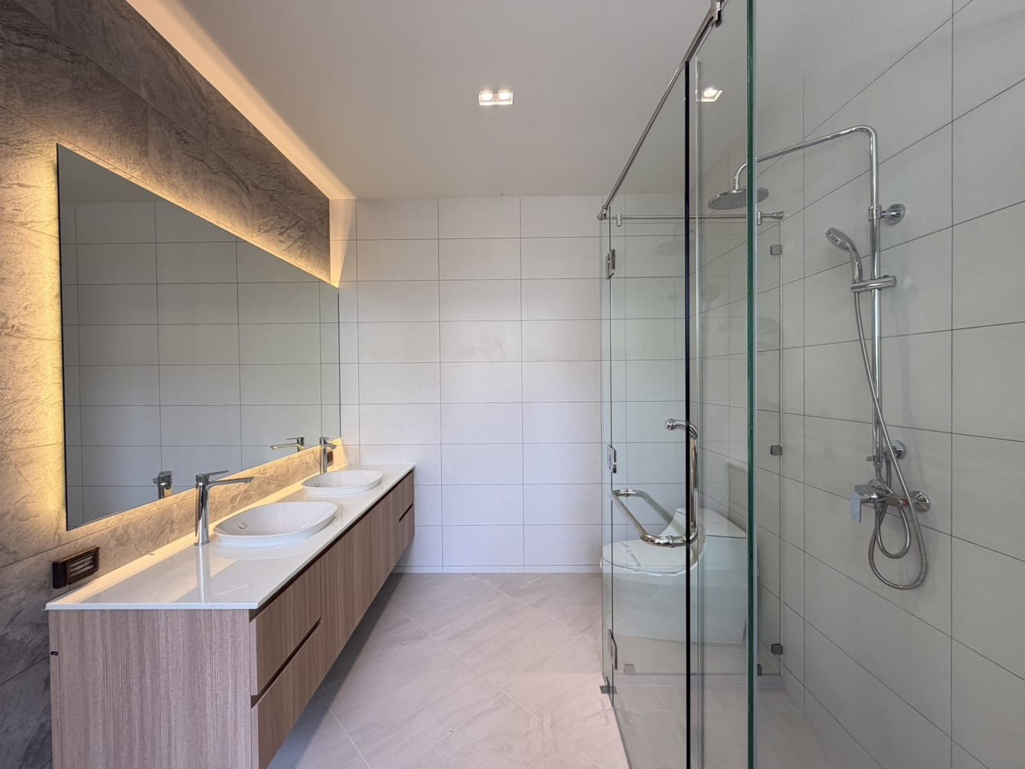 Luxury Private Pool Villa Opposite Loch Palm Golf Club 11