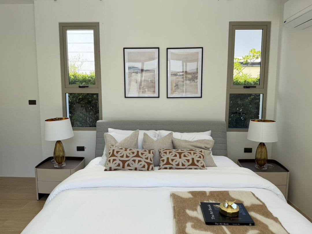 Luxury Private Pool Villa Opposite Loch Palm Golf Club 16