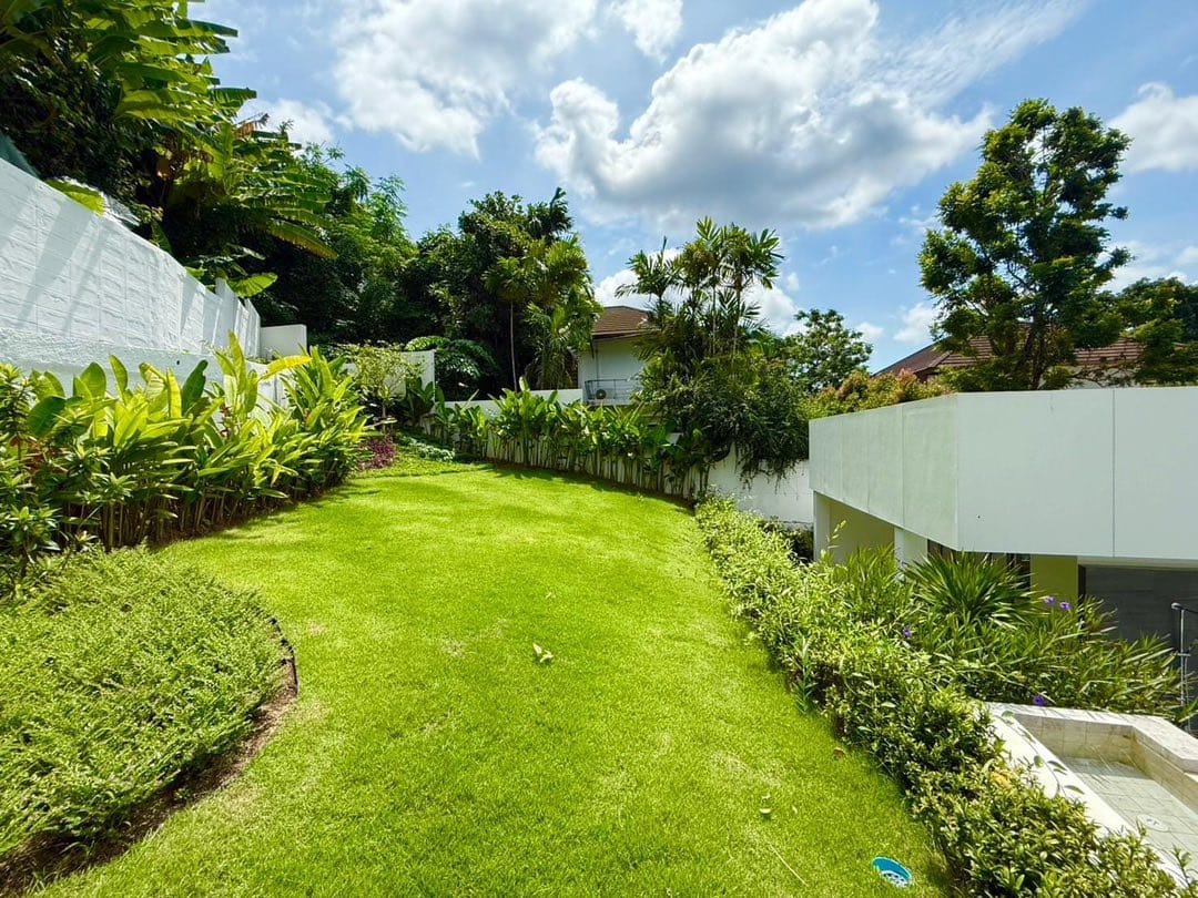 Luxury Private Pool Villa Opposite Loch Palm Golf Club 26