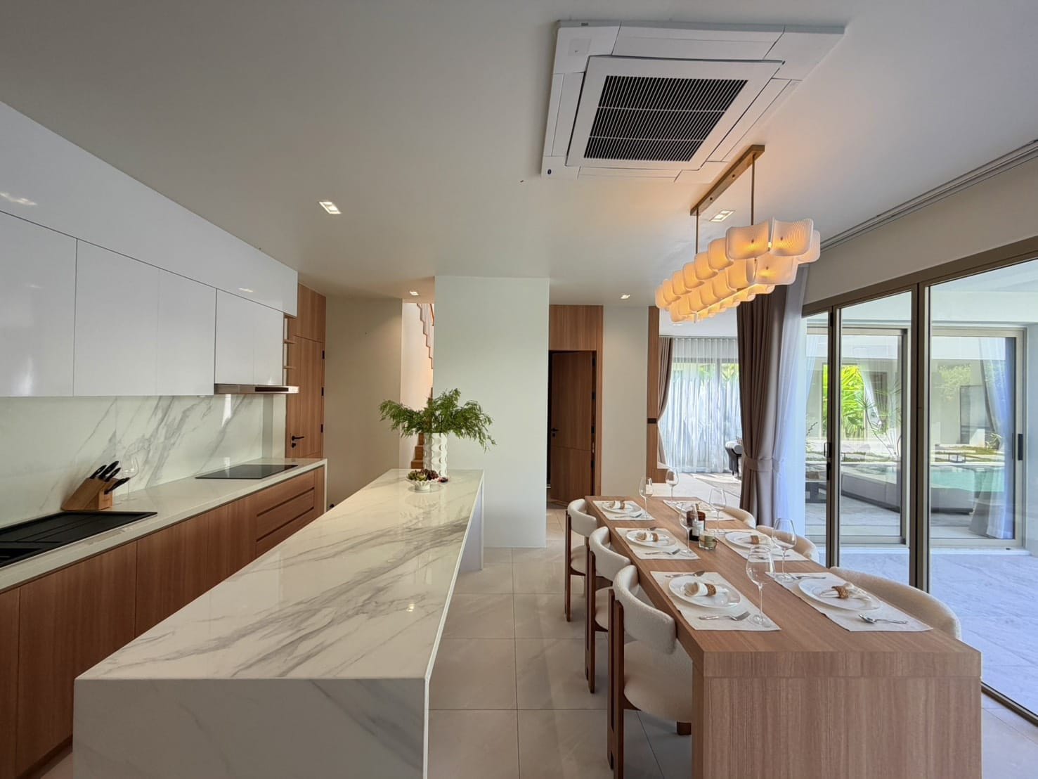 Luxury Private Pool Villa Opposite Loch Palm Golf Club 9