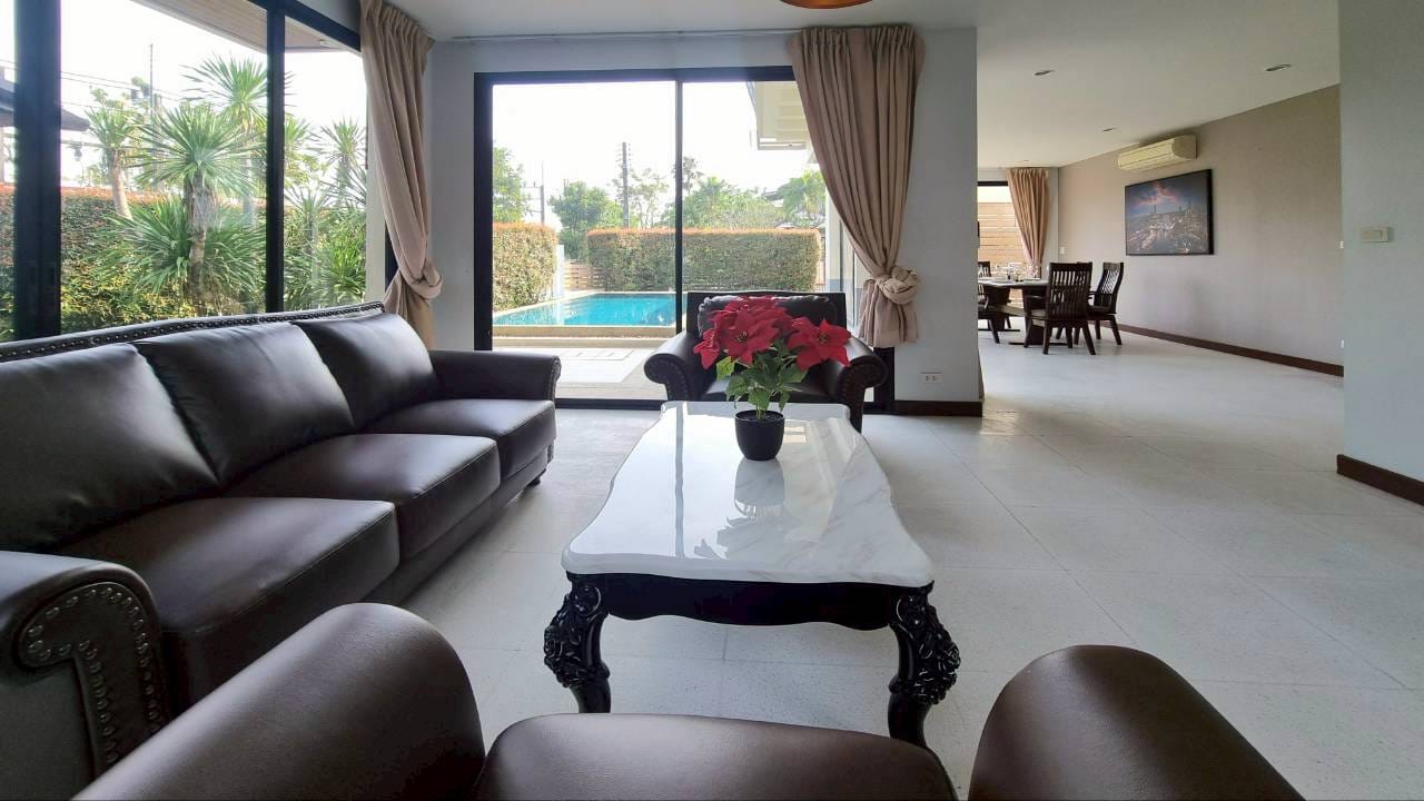 Private Pool Villa for Rent near Loch Palm Golf — Price Reduced 19