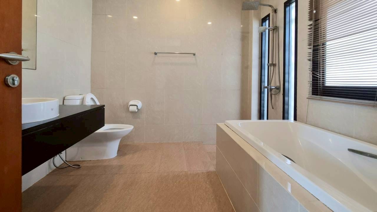 Private Pool Villa for Rent near Loch Palm Golf — Price Reduced 34