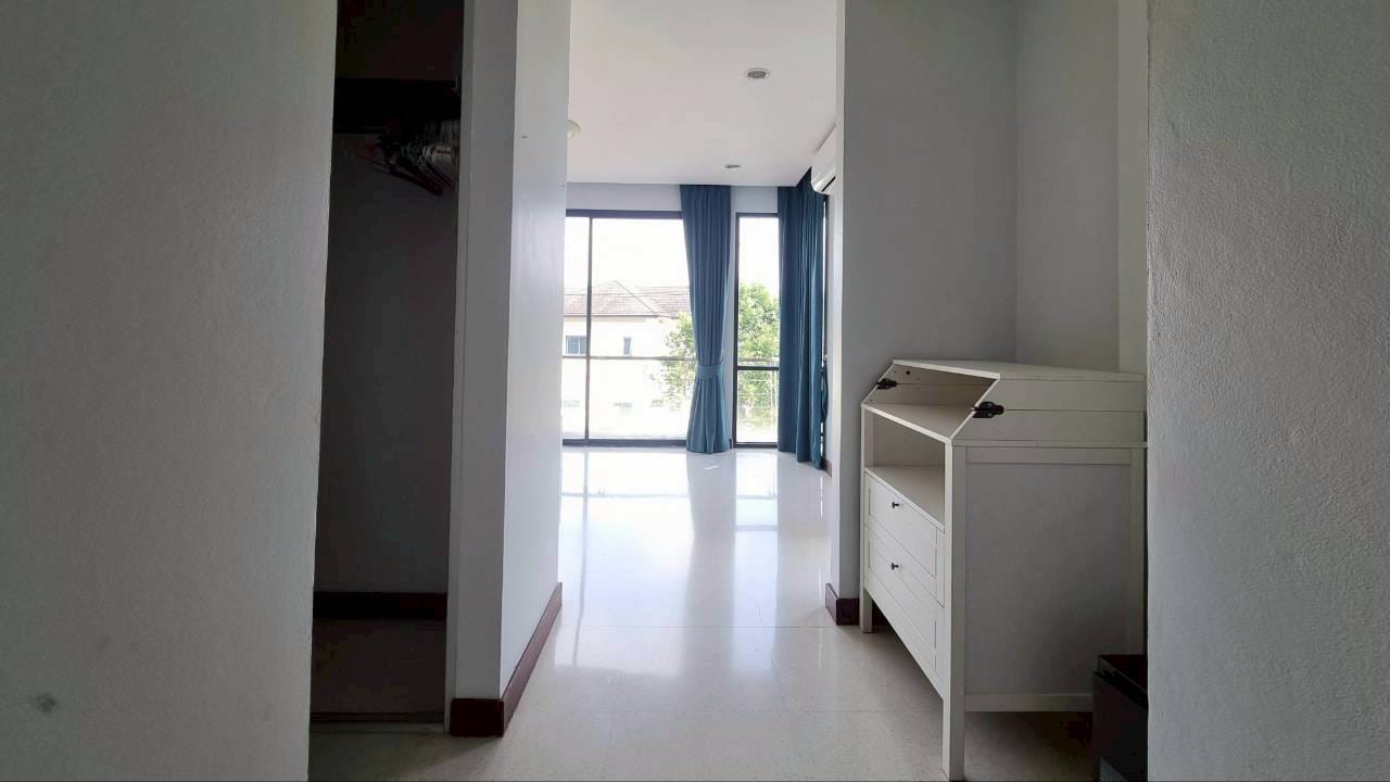 Private Pool Villa for Rent near Loch Palm Golf — Price Reduced 37