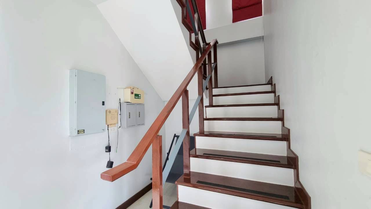 Private Pool Villa for Rent near Loch Palm Golf — Price Reduced 7