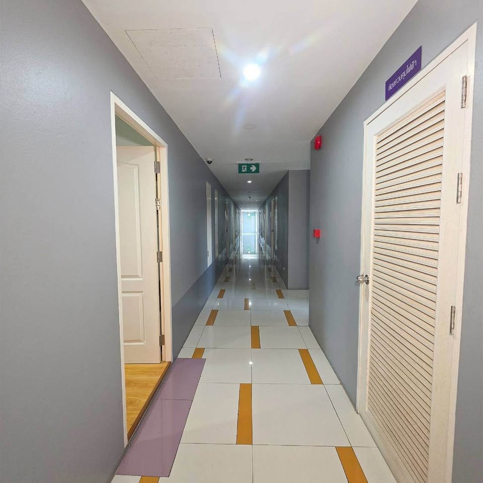 1-Bedroom Condominium for Sale in Kathu, Phuket — interior view
