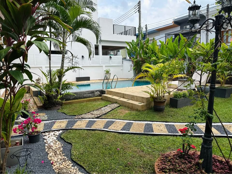 3-Bedroom Pool Villa for Rent in Kathu 2