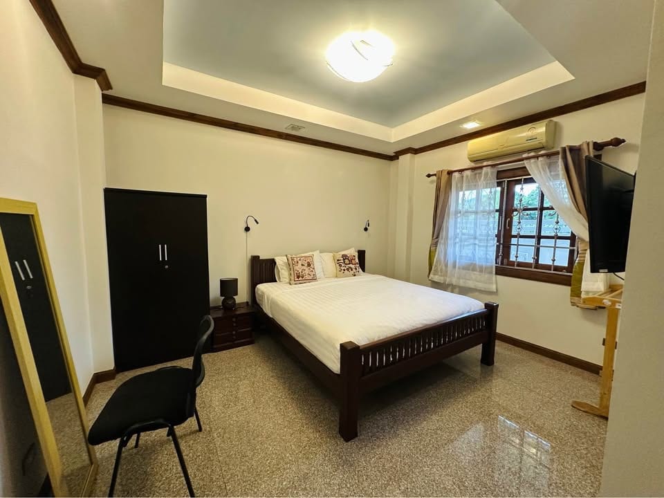 3-Bedroom Pool Villa for Rent in Kathu 9