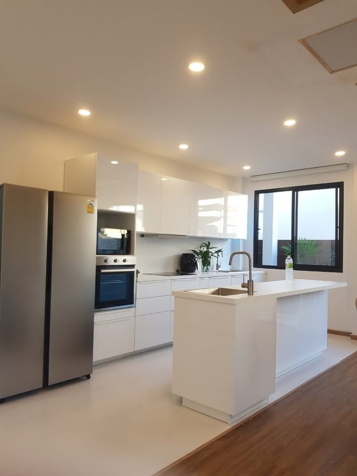 Five-Bedroom Pool Villa for Rent — Baan Suan Loch Palm, Kathu
