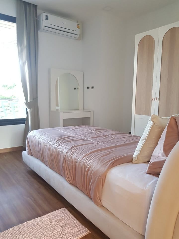 Five-Bedroom Pool Villa for Rent — Baan Suan Loch Palm, Kathu
