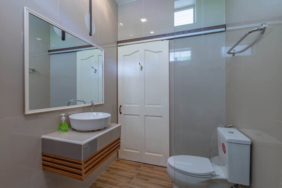 5-Bedroom Private Pool Villa for Rent in Kathu 24