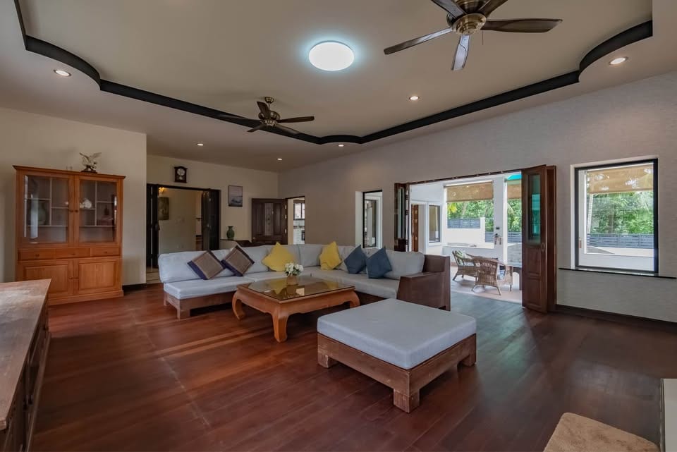 5-Bedroom Private Pool Villa for Rent in Kathu 9