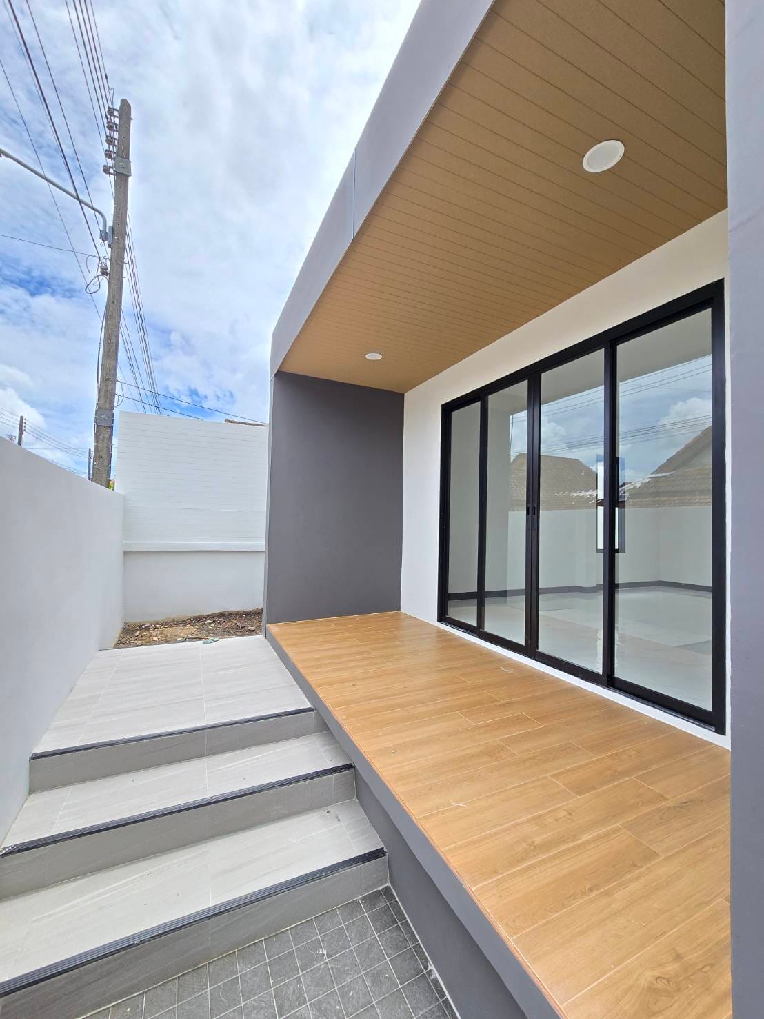 Fully Renovated 3-Bedroom House for Sale — Panason Park View, Kathu 5