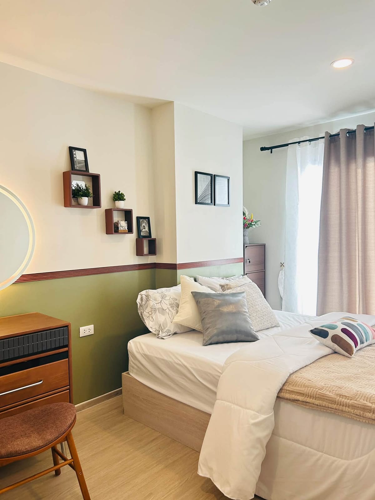 2-Bedroom Condominium for Rent in Kathu, Phuket — interior view
