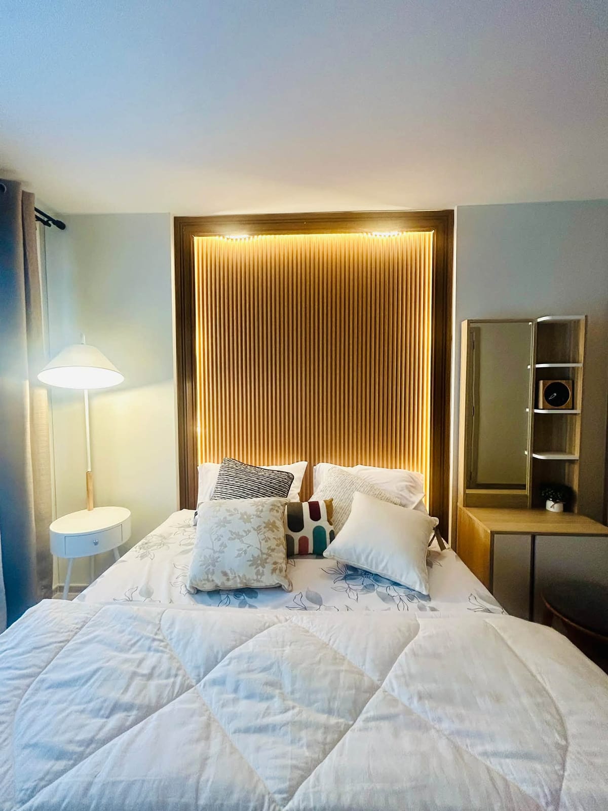 2-Bedroom Condominium for Rent in Kathu, Phuket — interior view