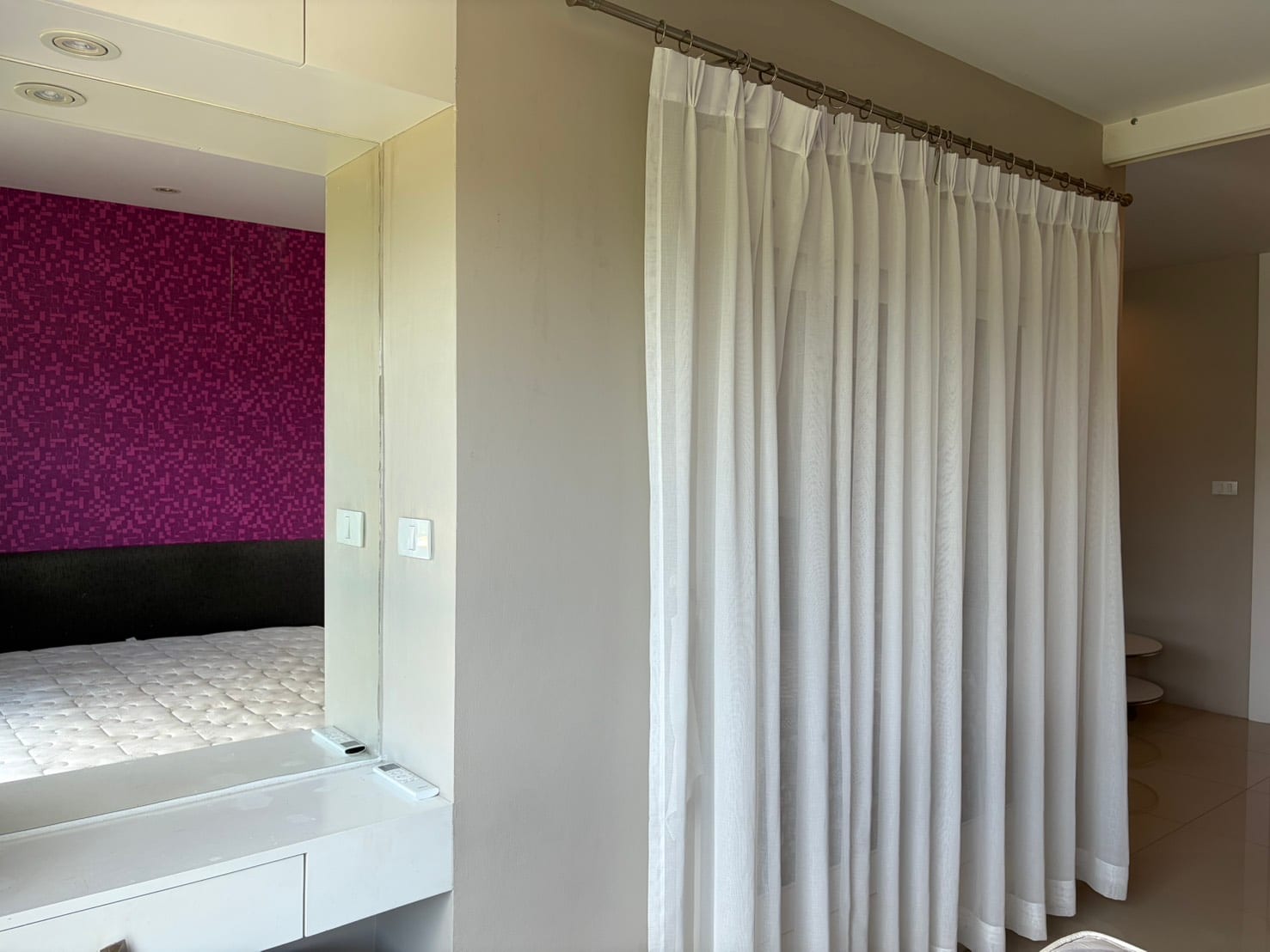 1-Bedroom Condominium for Sale in Kathu, Phuket — interior view
