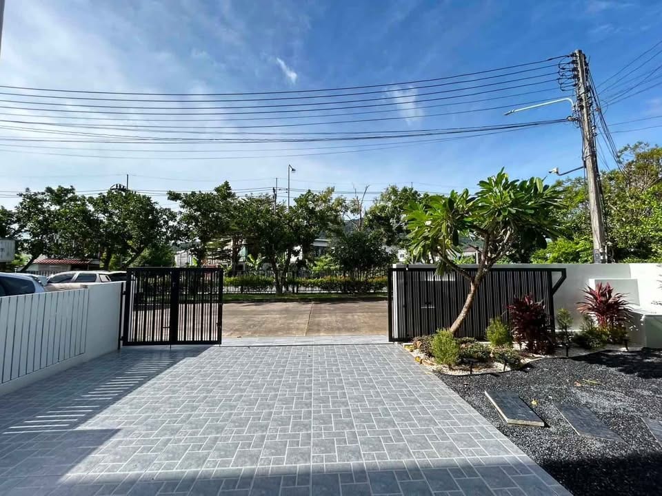 Detached 3-Bedroom Family House near International Schools — Koh Kaew 3