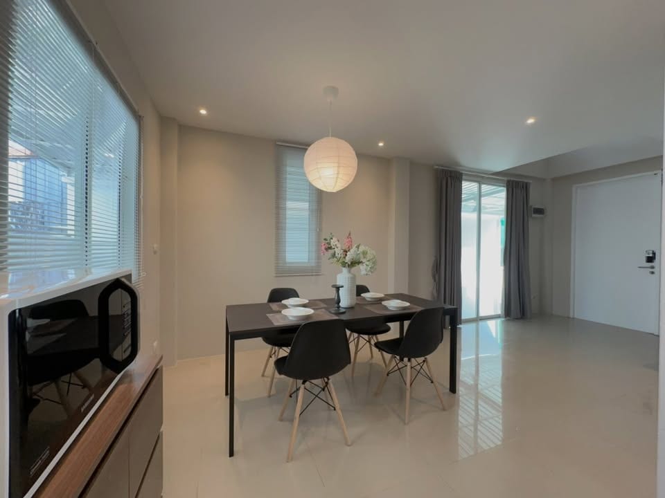 Three-Bedroom House on a Quiet Soi — Koh Kaew 3